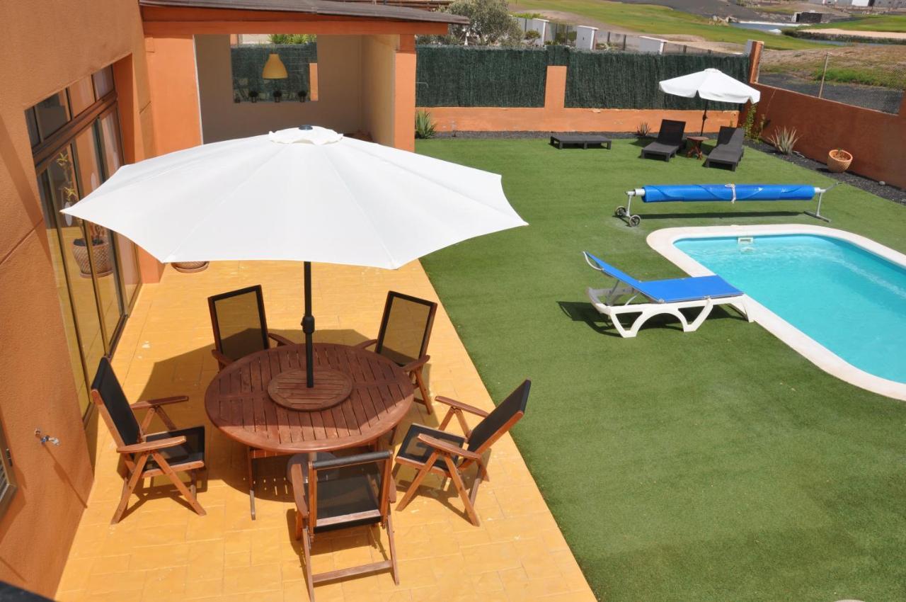 Eco Villa White Suite With Climatized Pool Caleta De Fuste Exterior photo